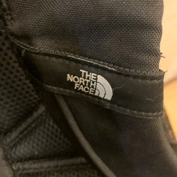 The North Face Black Unisex Jester Backpack with Padded Straps - Picture 8 of 9